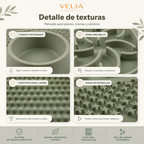 Detalle de las texturas del comedero lento de silicona para pienso, cremas y premios